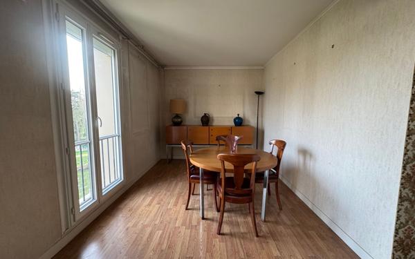 Appartement à vendre    4 pièces • 69 m2 Chelles