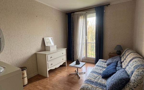 Appartement à vendre    4 pièces • 69 m2 Chelles