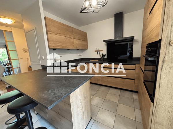 Location Appartement meublé 4 pièces 124.29 m² - 9 AVENUE DE BRESSON 38320 EYBENS Eybens 38420