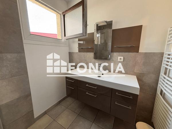 Location Appartement meublé 4 pièces 124.29 m² - 9 AVENUE DE BRESSON 38320 EYBENS Eybens 38420
