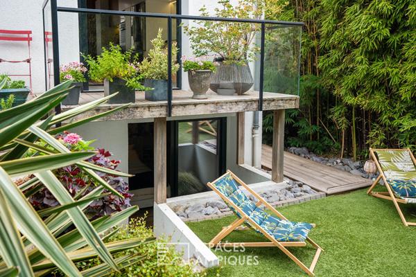 Maison d’architecte avec jardin paysager au cœur de Saint-Pasquier