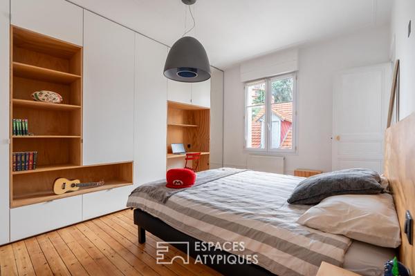 Maison d’architecte avec jardin paysager au cœur de Saint-Pasquier