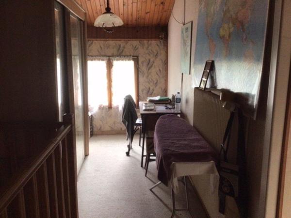 Maison en pierre, possibilité de repartir en 3 habitations.