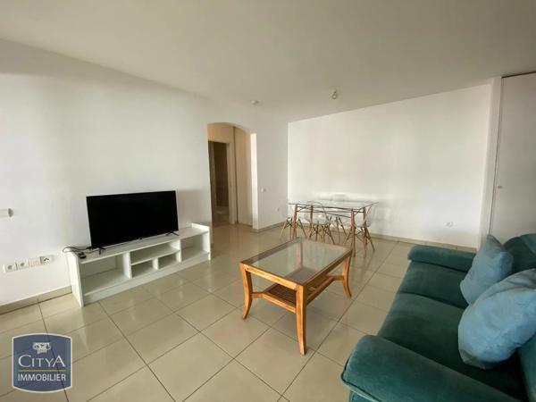 Appartement à louer 3 pièces 58.03m² Saint-Denis (97400)