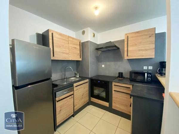 Appartement à louer 3 pièces 58.03m² Saint-Denis (97400)
