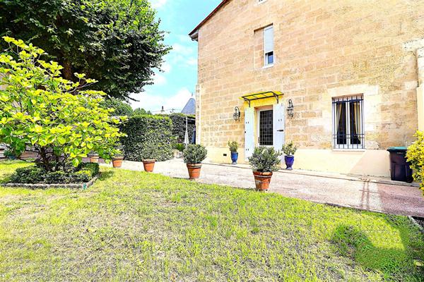 Maison Léognan 5 chambres, bureau, piscine