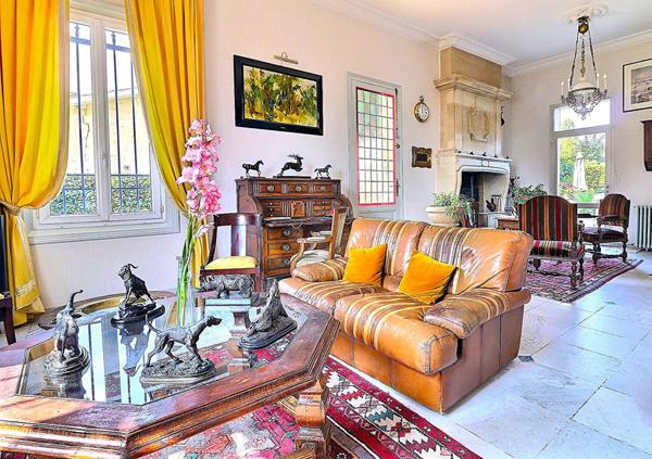 Maison Léognan 5 chambres, bureau, piscine