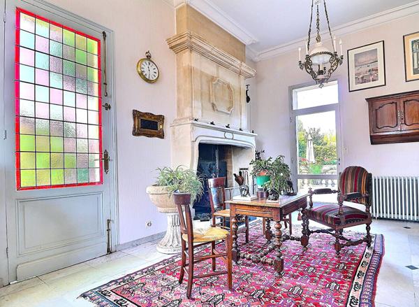 Maison Léognan 5 chambres, bureau, piscine