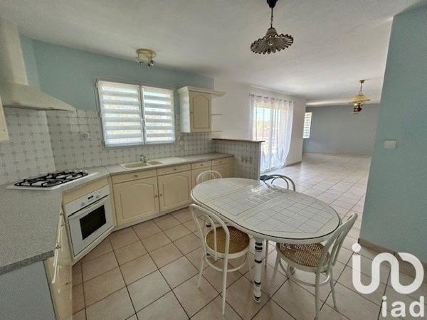 Maison 4 pièces de 95 m² à Châtillon-sur-Thouet (79200)