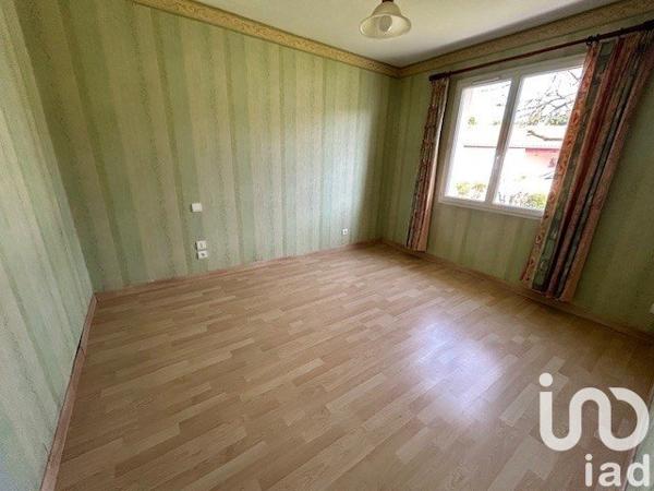 Maison 4 pièces de 95 m² à Châtillon-sur-Thouet (79200)