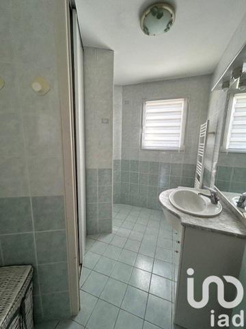 Maison 4 pièces de 95 m² à Châtillon-sur-Thouet (79200)