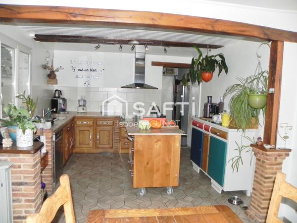 Maison de village, 3 chambres, jardinet, garage