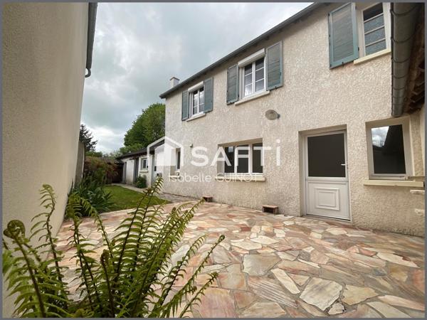 Maison de village, 3 chambres, jardinet, garage