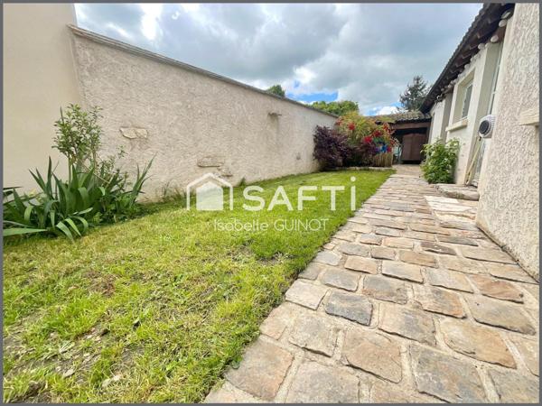 Maison de village, 3 chambres, jardinet, garage