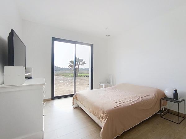 MAISON MODERNE - PISCINE - POOL HOUSE ET GARAGE