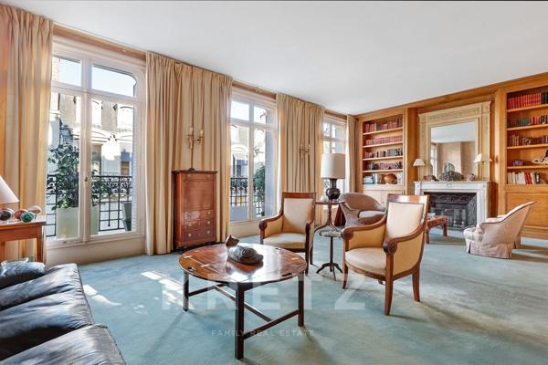 Paris XVIIème - Un appartement familial et de réception proche du Parc Monceau