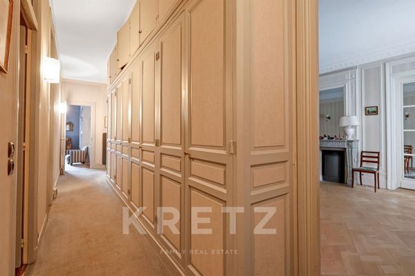 Paris XVIIème - Un appartement familial et de réception proche du Parc Monceau