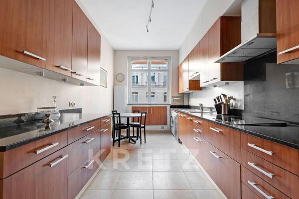 Paris XVIIème - Un appartement familial et de réception proche du Parc Monceau