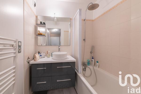 Appartement à vendre 4 pièces 69 m² Bailly-Romainvilliers