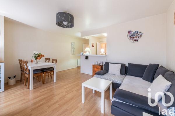 Appartement à vendre 4 pièces 69 m² Bailly-Romainvilliers