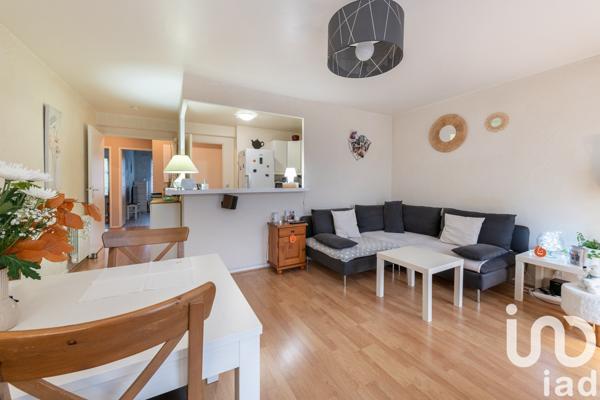 Appartement à vendre 4 pièces 69 m² Bailly-Romainvilliers