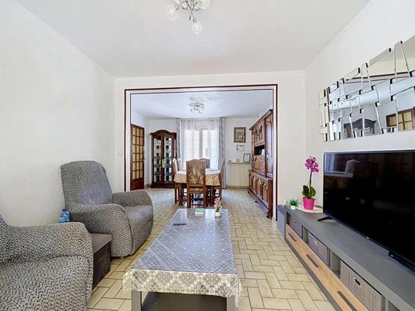 PAVILLON INDEPENDANT - 118M² - 4 CHAMBRES - SOUS SOL TOTAL - DOUBLE GARAGE - 60250 BURY