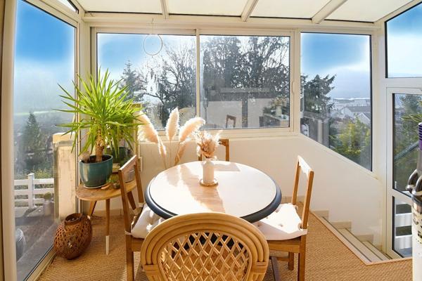 EN EXCLUSIVITÉ – TRÈS BELLE MAISON INDIVIDUELLE AVEC VUE PANORAMIQUE IMPRENABLE À HERSERANGE