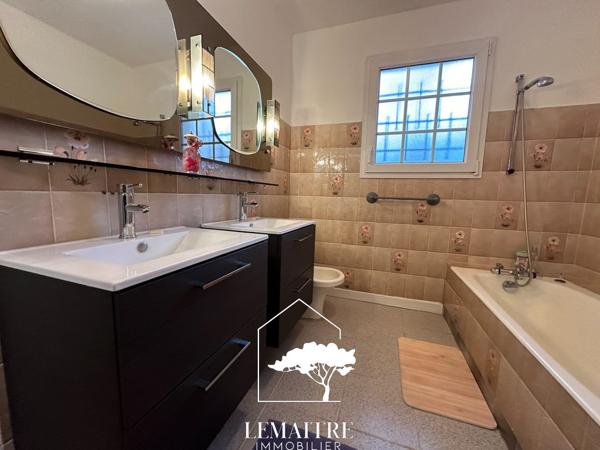 Maison familiale dans un environnement privilégié