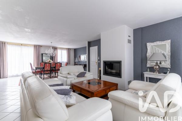 Maison à vendre 6 pièces 165 m² Montévrain