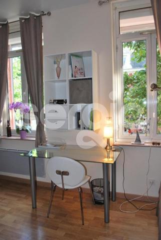 Location 1 Pieces 19 80000 Amiens 25 0872 01 0004