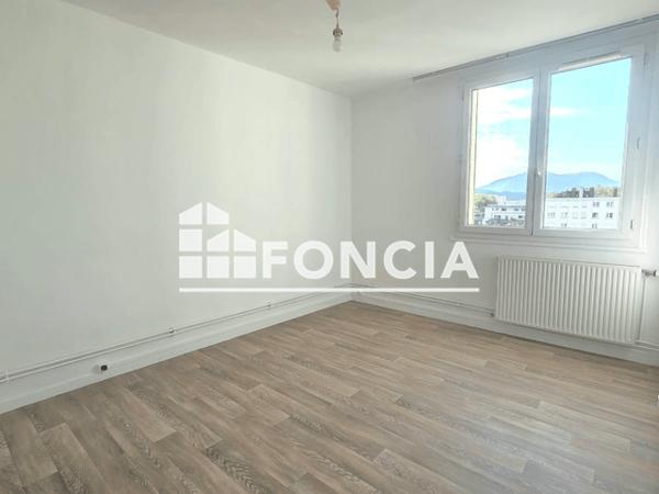 Location Appartement 3 pièces 66.82 m² - Grenoble 38100