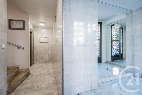 Appartement Studio à vendre  1 pièce - 32,78 m 2   NICE  - 06