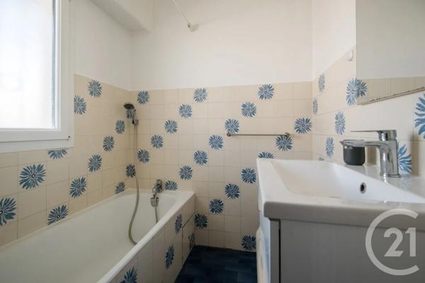 Appartement Studio à vendre  1 pièce - 32,78 m 2   NICE  - 06