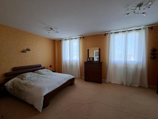 COURNON D'AUVERGNE- BELLE MAISON FAMILIALE - Cournon d auvergne