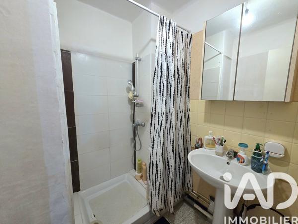 Appartement à vendre 3 pièces 60 m² Nîmes-Saint-Césaire