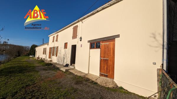 Maison  6 pièce(s)  3 chambre(s)  115 m²