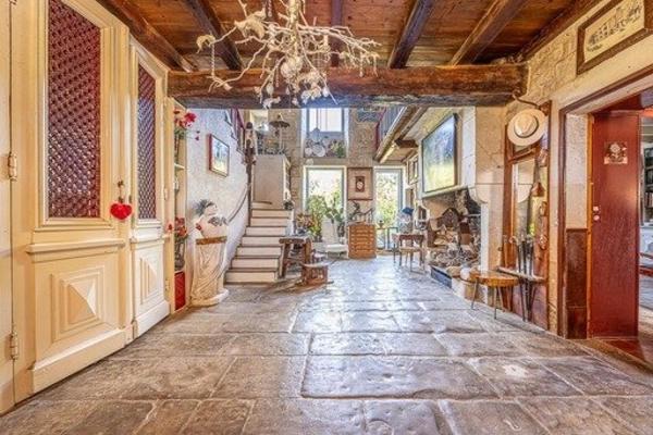 DEMEURE D'EXCEPTION POSSIBILITÉ CHAMBRES D'HOTES OU GITE