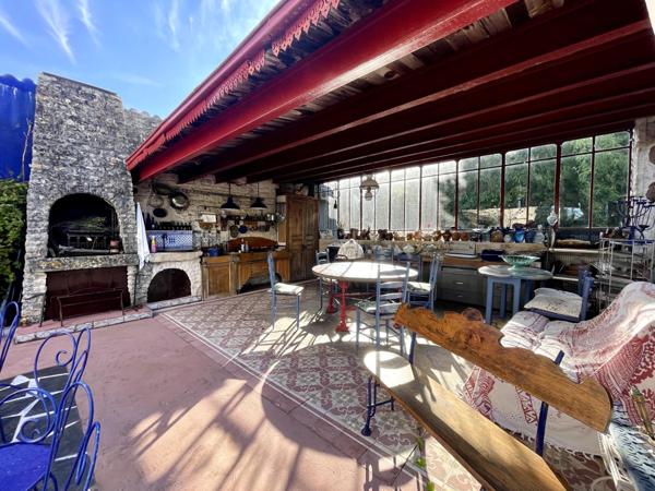 DEMEURE D'EXCEPTION POSSIBILITÉ CHAMBRES D'HOTES OU GITE