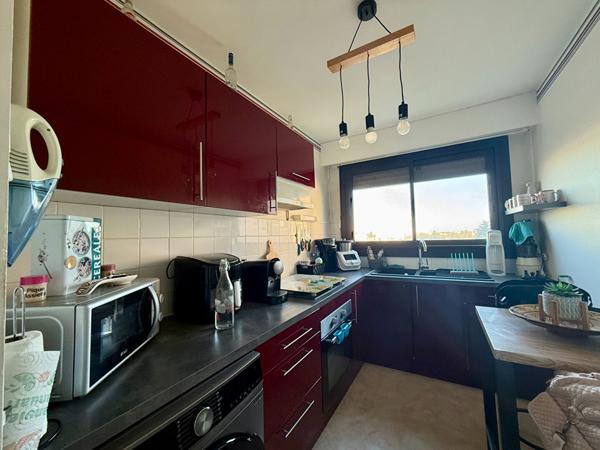 EXCLUSIVITE APPARTEMENT T4 AVEC TOUTE COMMODITE AU PIED DE L'IMMEUBLE