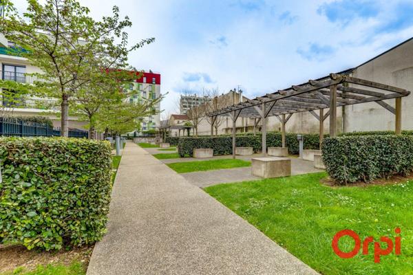 Appartement à vendre    4 pièces • 90,01 m2 Aubervilliers