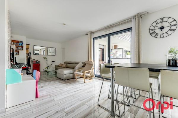Appartement à vendre    4 pièces • 90,01 m2 Aubervilliers