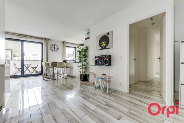 Appartement à vendre    4 pièces • 90,01 m2 Aubervilliers