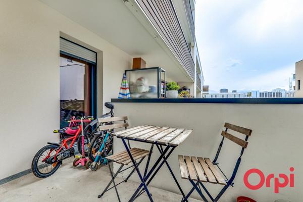 Appartement à vendre    4 pièces • 90,01 m2 Aubervilliers