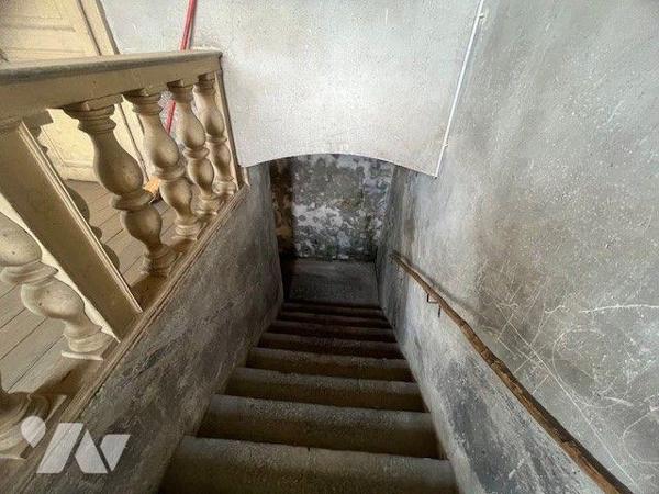RARE A LA VENTE  - GROS POTENTIEL - LA RAVOIRE.
Ancien Corps de Ferme à rénover- Idéal investi...