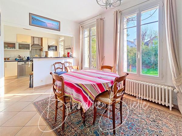 Maison ancienne à 5 mn du RER Vésinet Centre