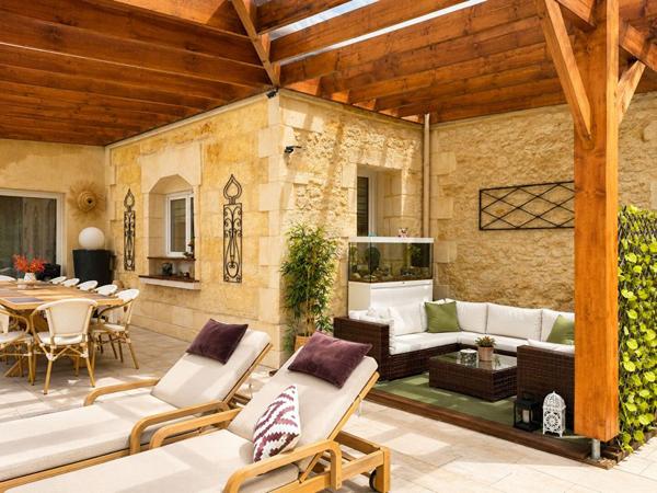 Maison en pierre rénovée avec piscine et potentiel événementiel 160 m²  Libourne