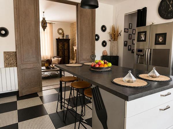 Maison en pierre rénovée avec piscine et potentiel événementiel 160 m²  Libourne