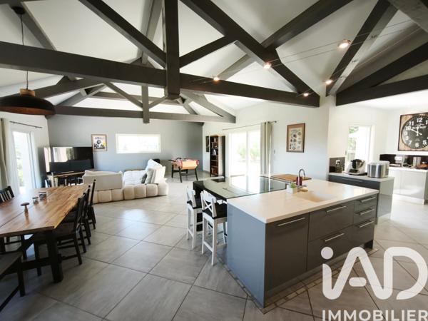 Maison à vendre 4 pièces 160 m² Chomérac