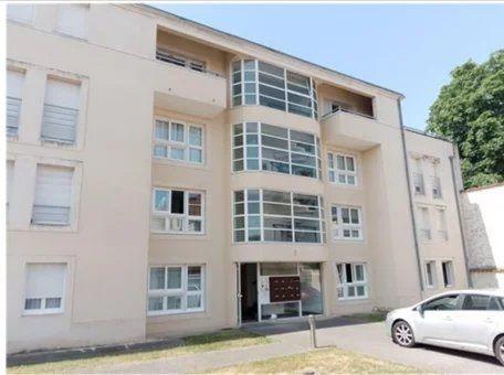 Vente Appartement 87 m2 à SAINTES (17)