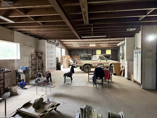 Achat - Immeuble Ménéac 56490 300 m 2 9870 m 2